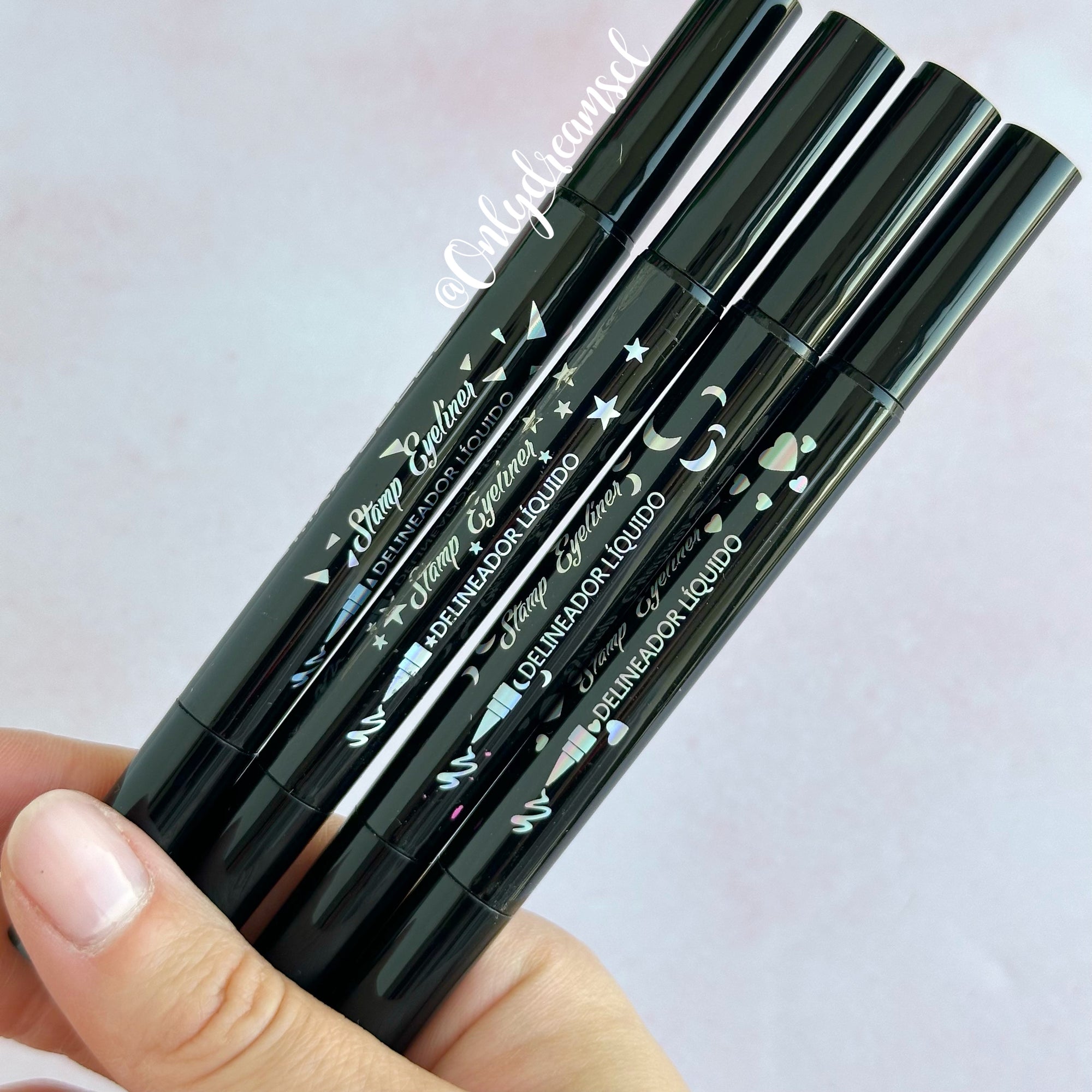 Delineador 2 en 1: Plumón + Stamping