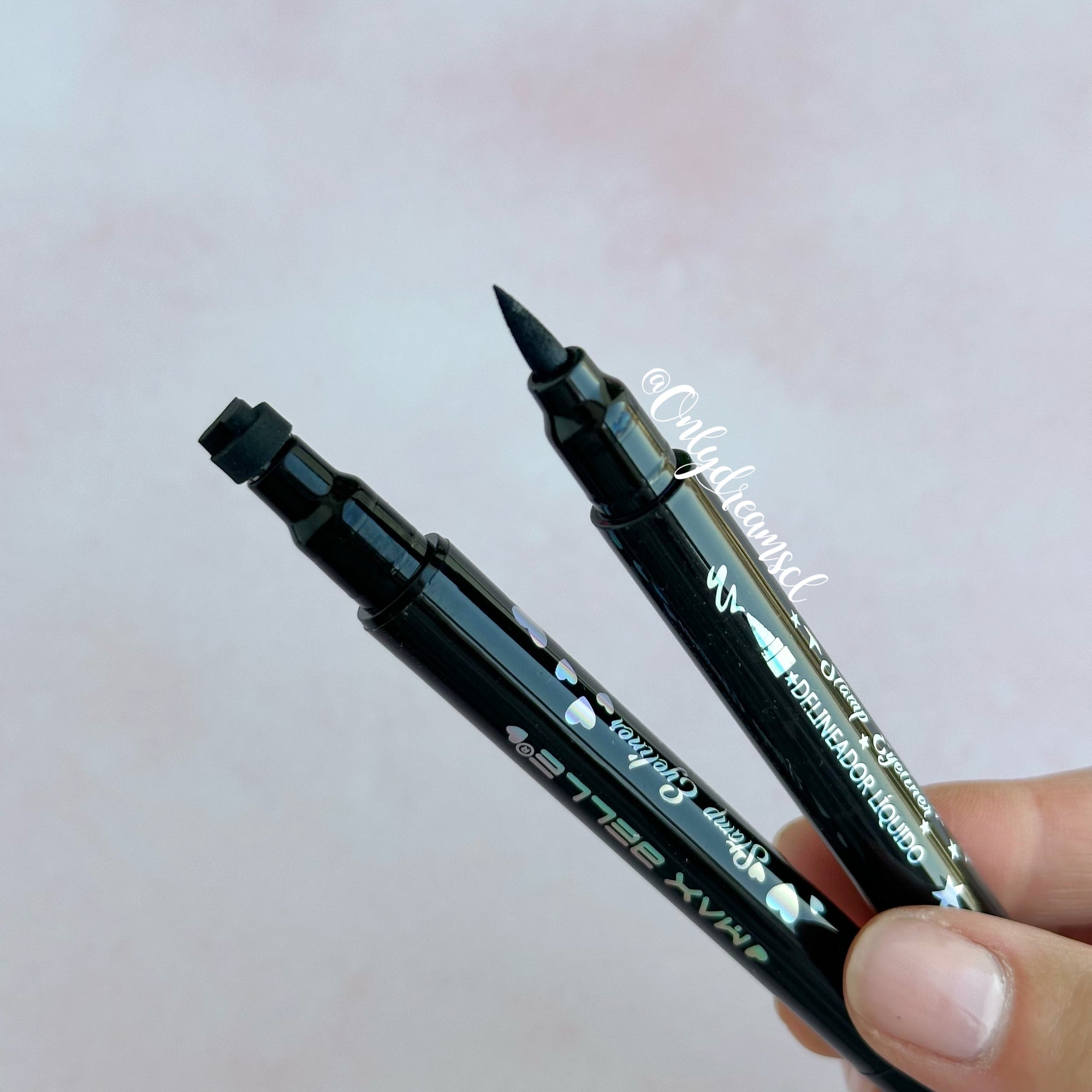 Delineador 2 en 1: Plumón + Stamping