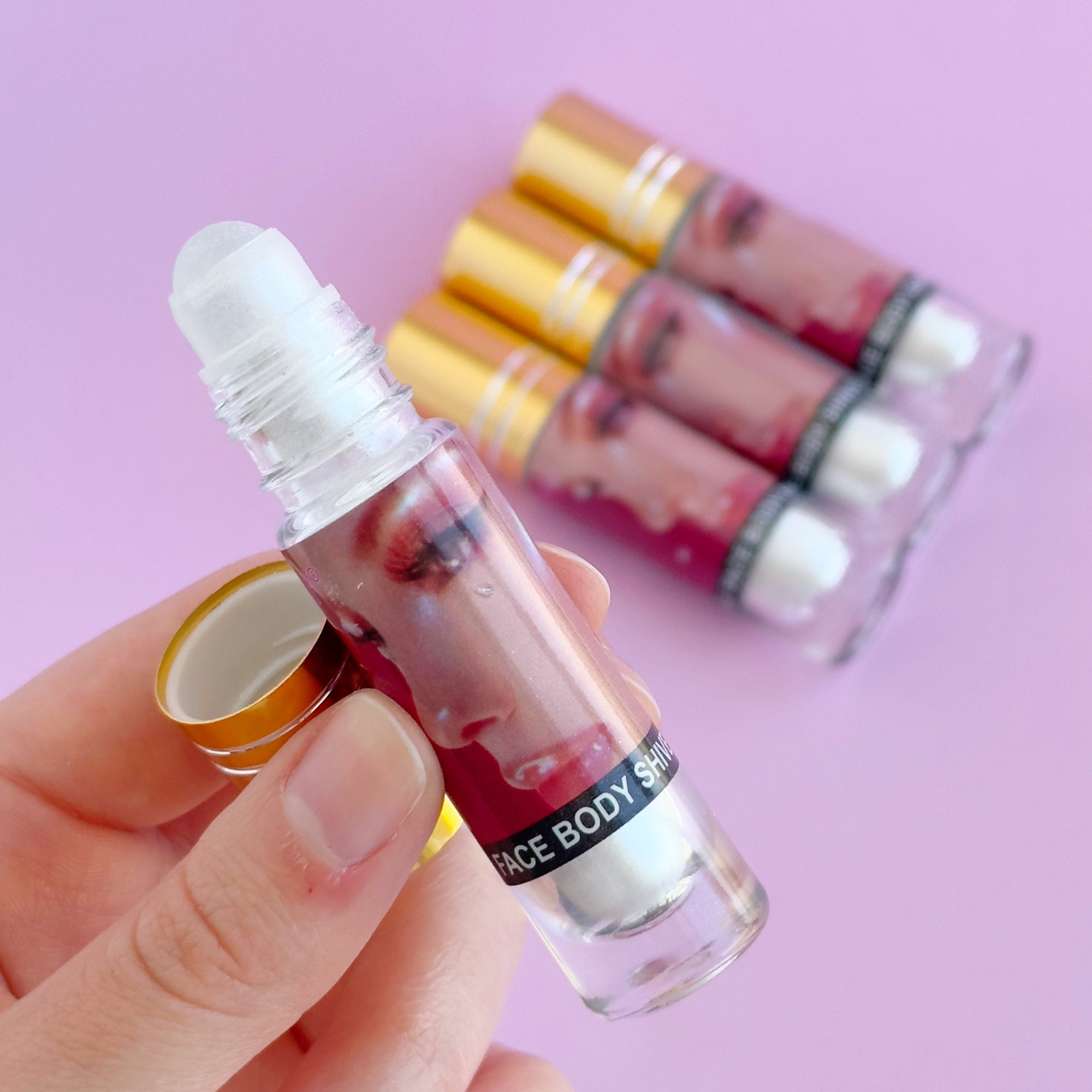 Iluminador Roll-On para Rostro y Cuerpo