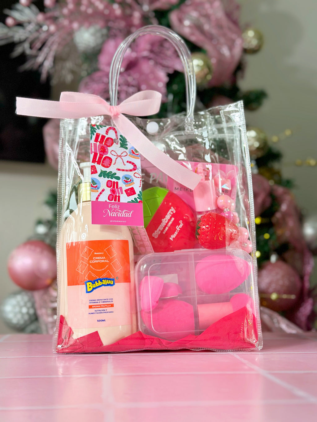 Pack Navideño 'Strawberry Glam & Skincare' - Onlydreams